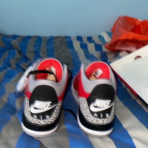 Jordan 3 “red cement” DEADSTOCK